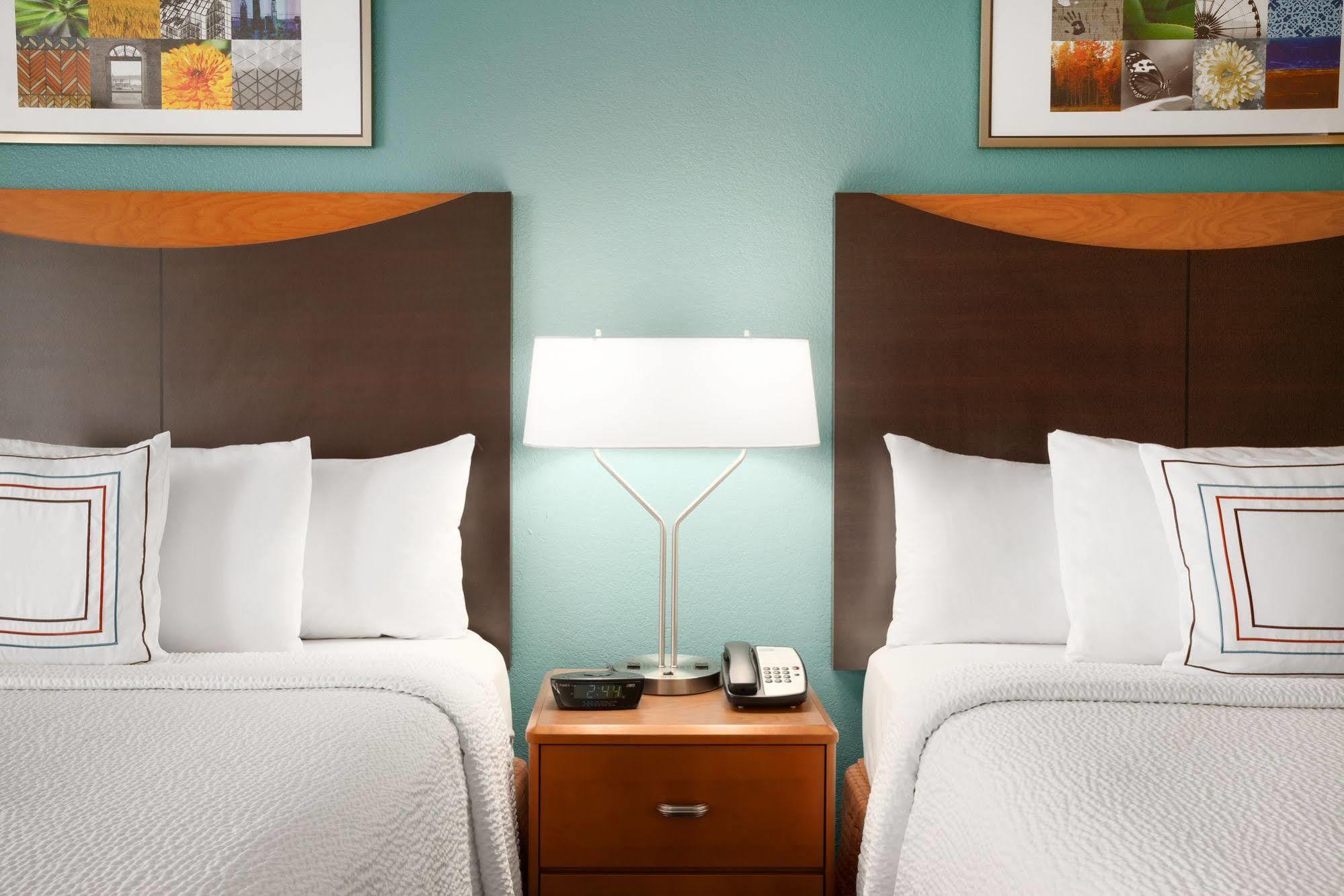 Fairfield & By Marriott Hotel