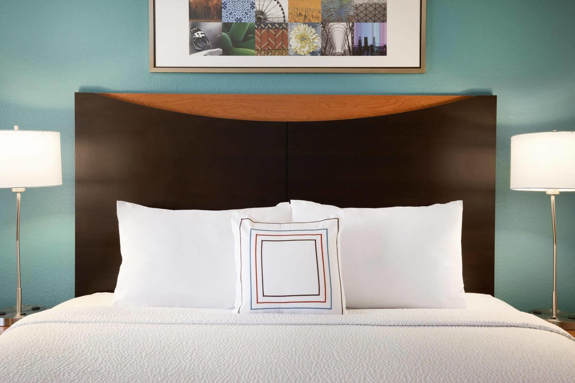 Fairfield & By Marriott Hotel Quincy