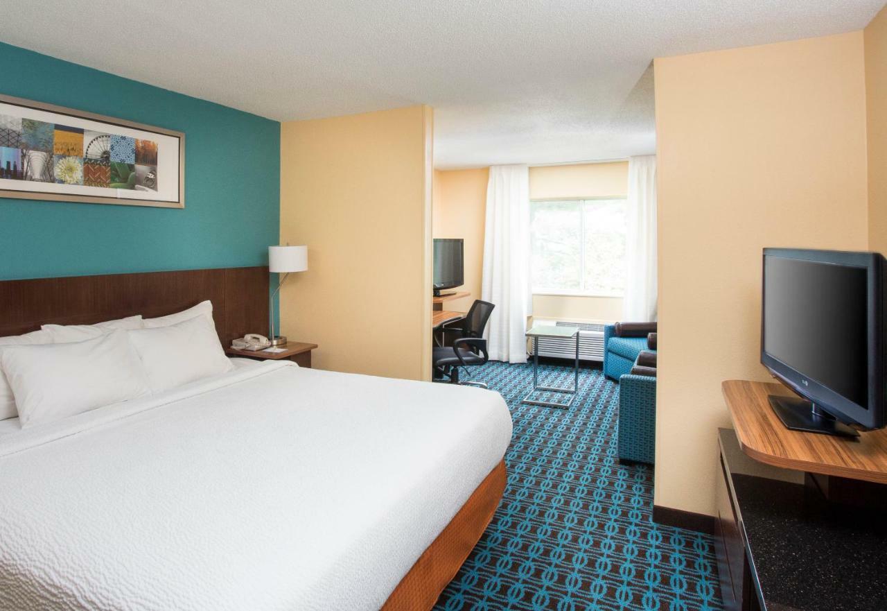Hotel Fairfield & By Marriott Quincy